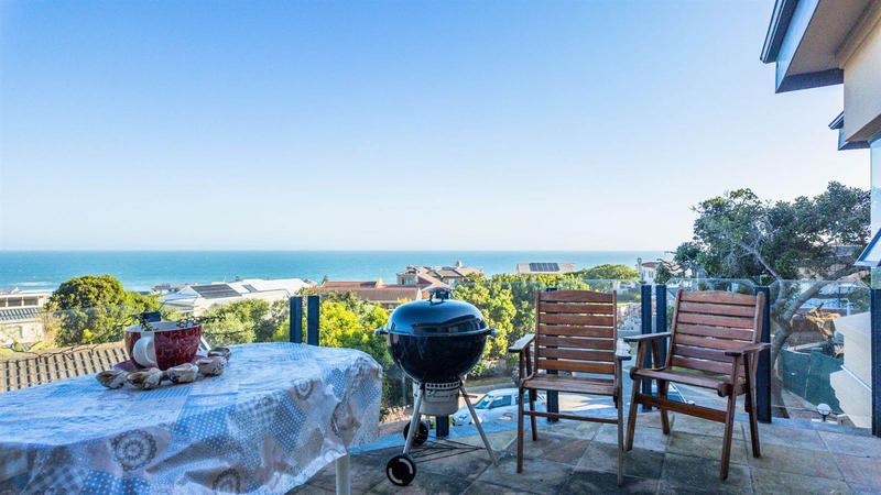 5 Bedroom Property for Sale in Glentana Western Cape